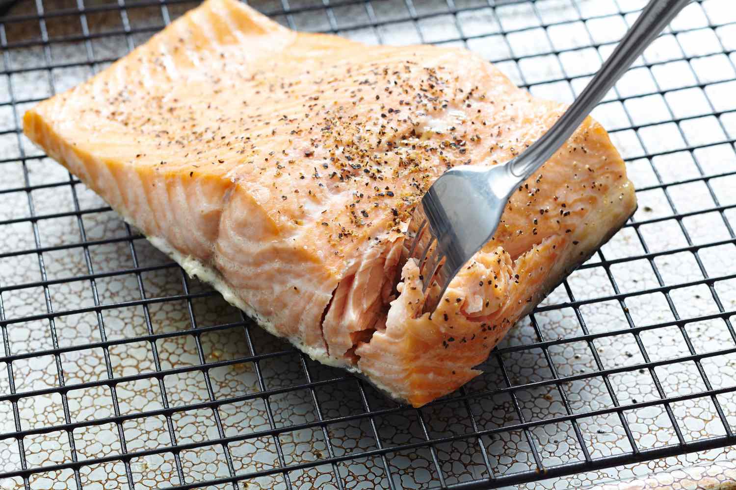 The Ultimate Guide to Perfectly Cooked Salmon in Minutes