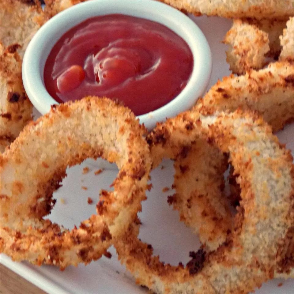 Insanely Delicious Oven-Baked Onion Rings