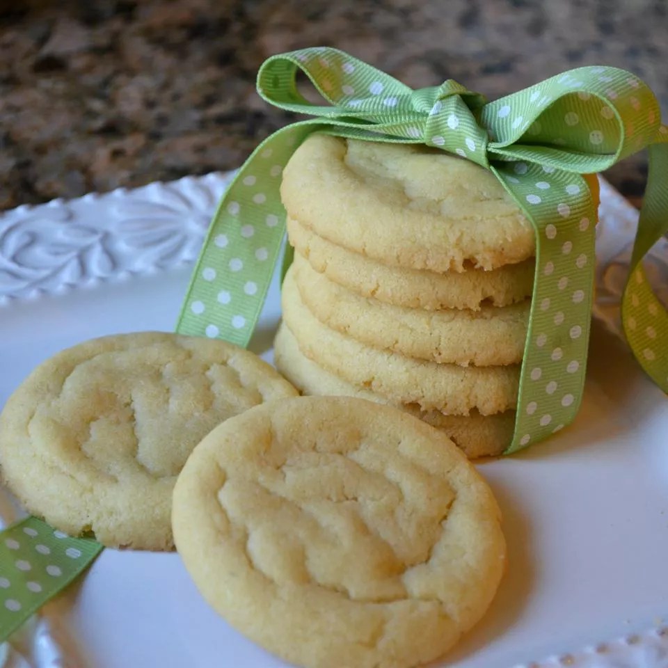 Irresistible Sugar Cookies: Crack the Recipe!