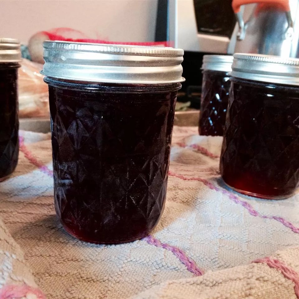 5-Ingredient Grape Jelly: The Secret to Sweet Perfection!