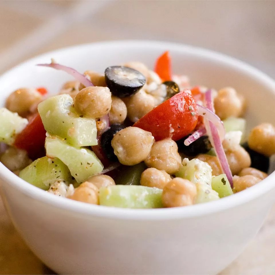 Mediterranean Magic: Garbanzo Bean Salad