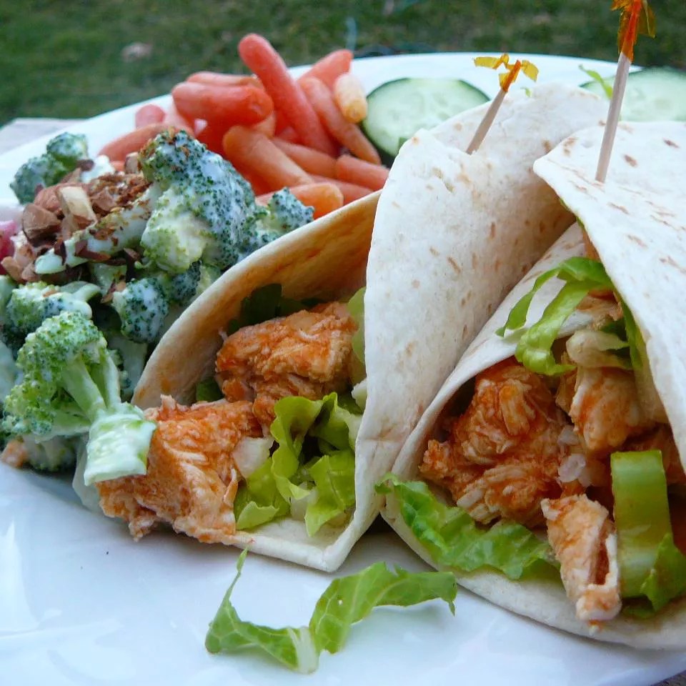 Unbelievable Buffalo Chicken Wraps: The Ultimate Game-Day Recipe!