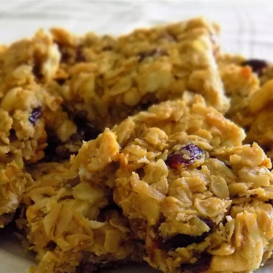 The Ultimate Chewy Granola Bars: Insanely Delicious!