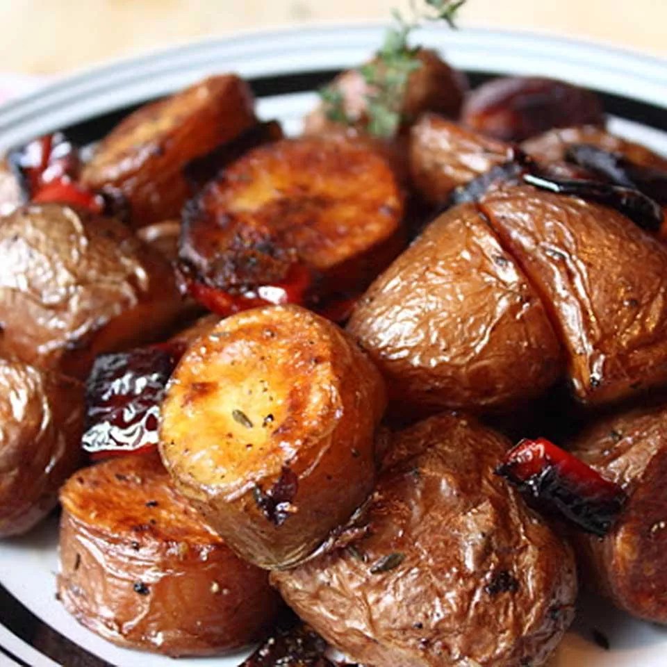 Unbelievably Delicious Roasted Red Potatoes! Must-Try Recipe