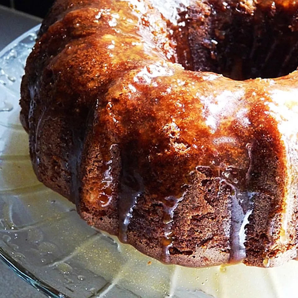 Irresistible Apple Honey Bundt Cake: A Mouthwatering Del