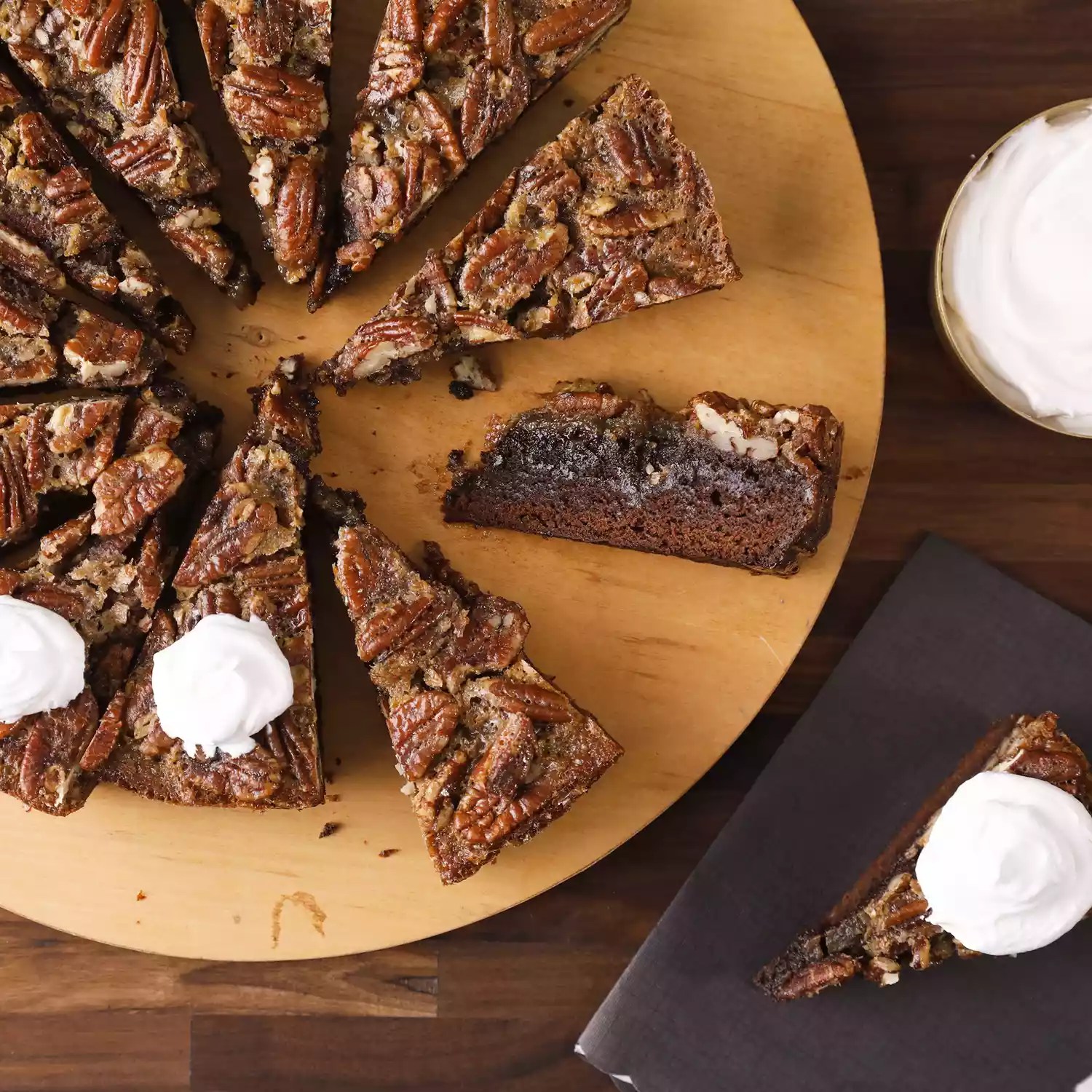 Ultimate Pecan Pie Brownies: Irresistible Recipe Reve