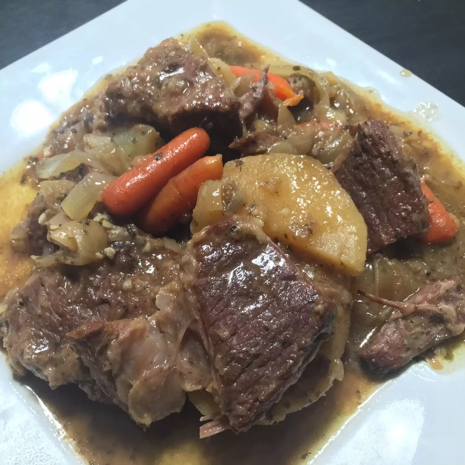 Ultimate Slow Cooker Beef Stew: Mouthwatering and Eff