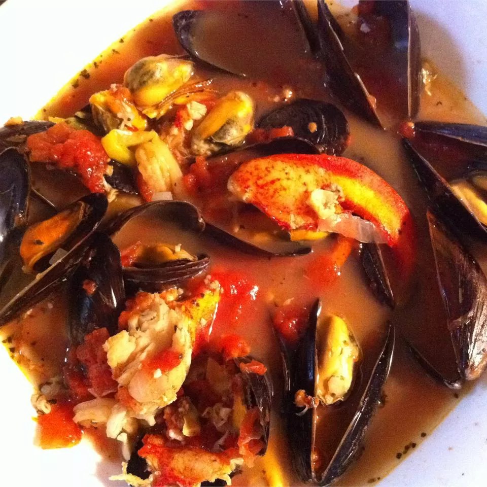 Irresistible Seafood Cioppino: A Must-Try Recipe
