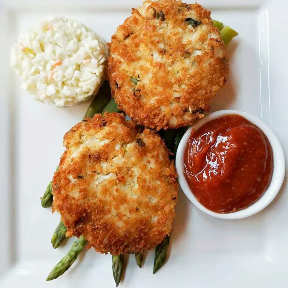 Ultimate Crab Cakes: A Delectable Delight!