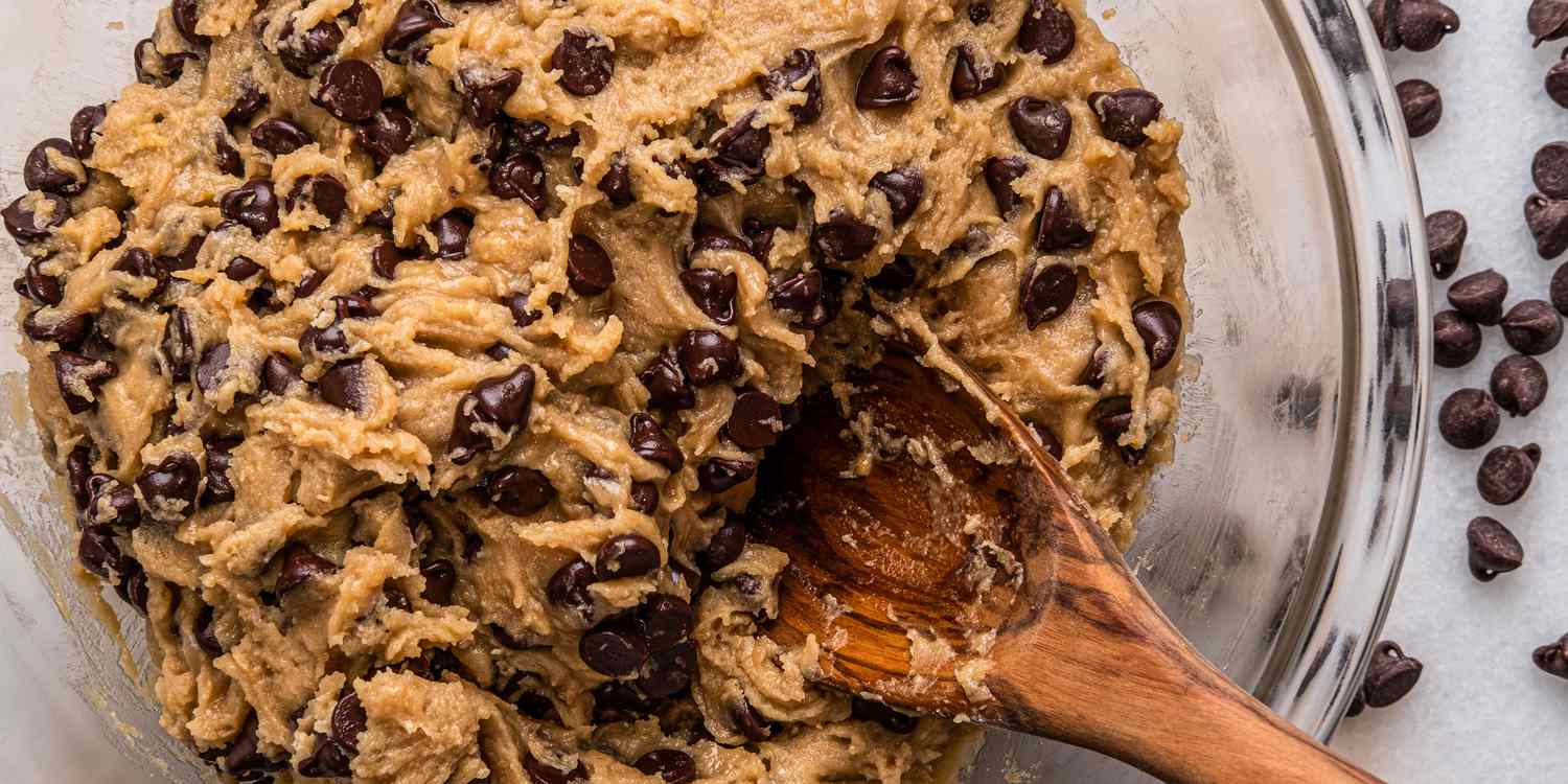 Spoiler: Cookie Dough in Fridge – Shelf Life Revealed!