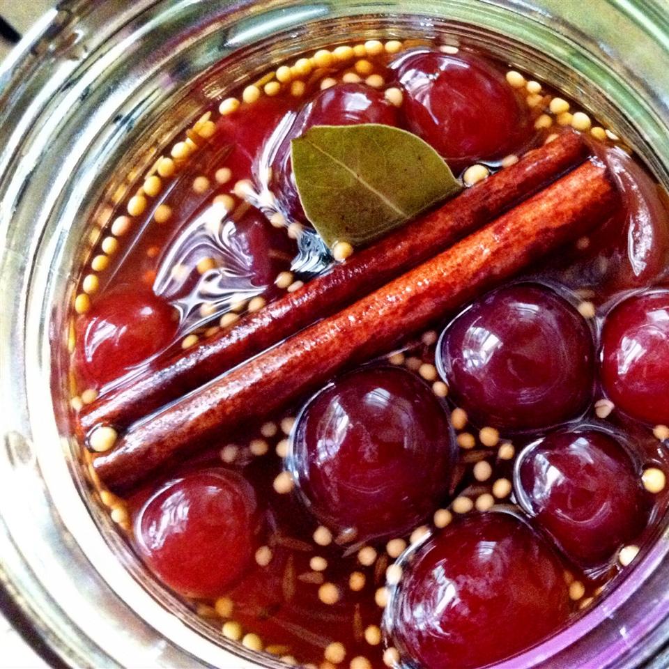 Revolutionize Your Taste with Thrilling Pickled Grapes!