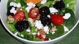 10-Minute Blackberry Spinach Salad: The Ultimate Summer Side