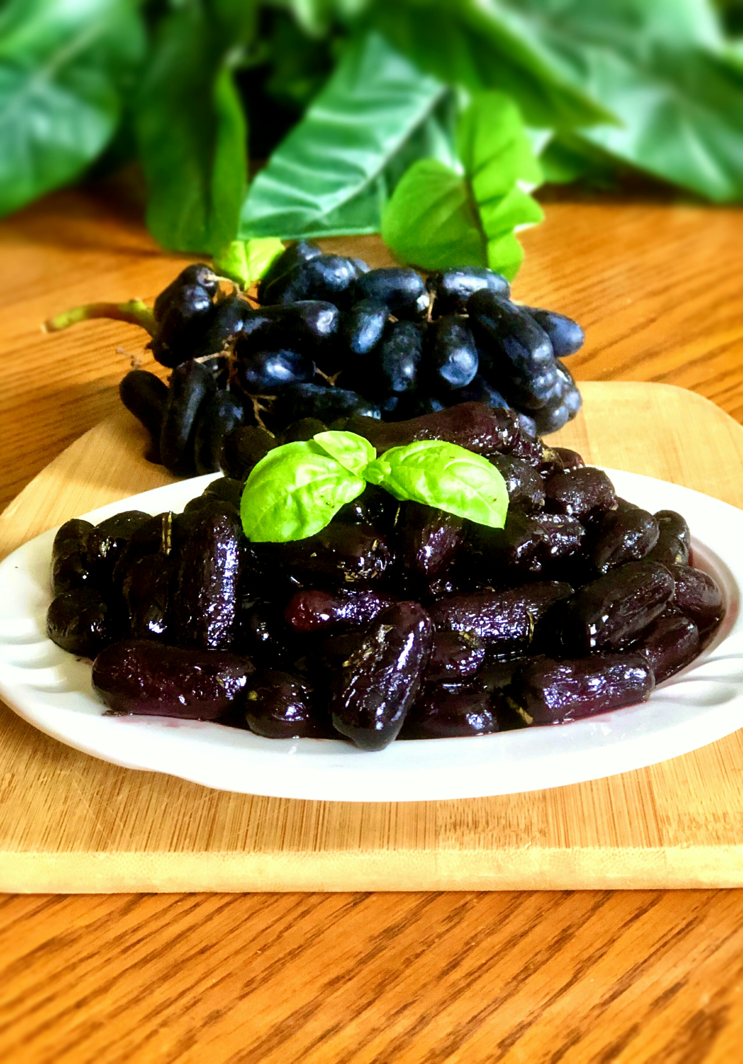 Sweet and Savory Balsamic Roasted Grapes: A Mouth