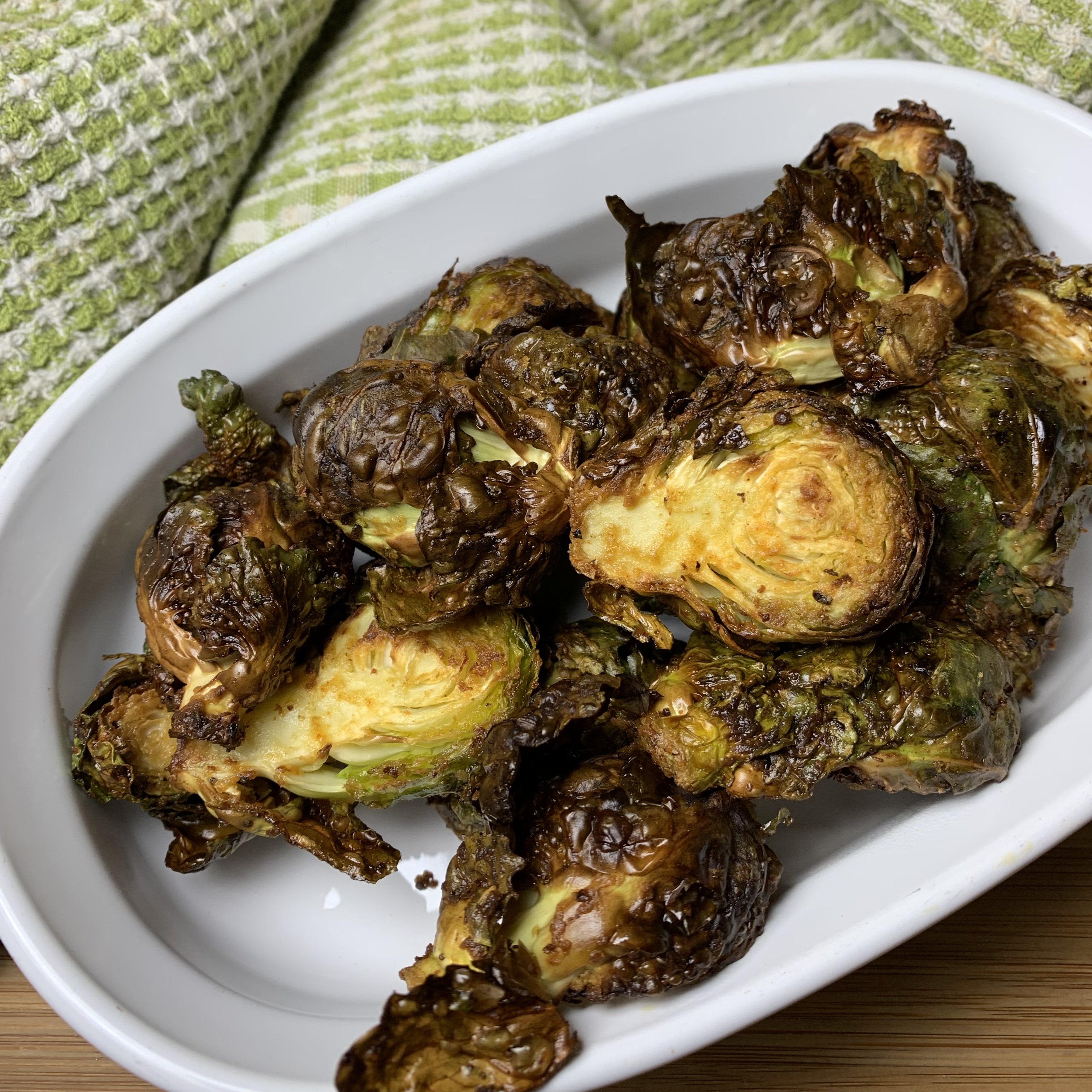 Crunchy, Tangy Air Fryer Brussels Sprouts – A