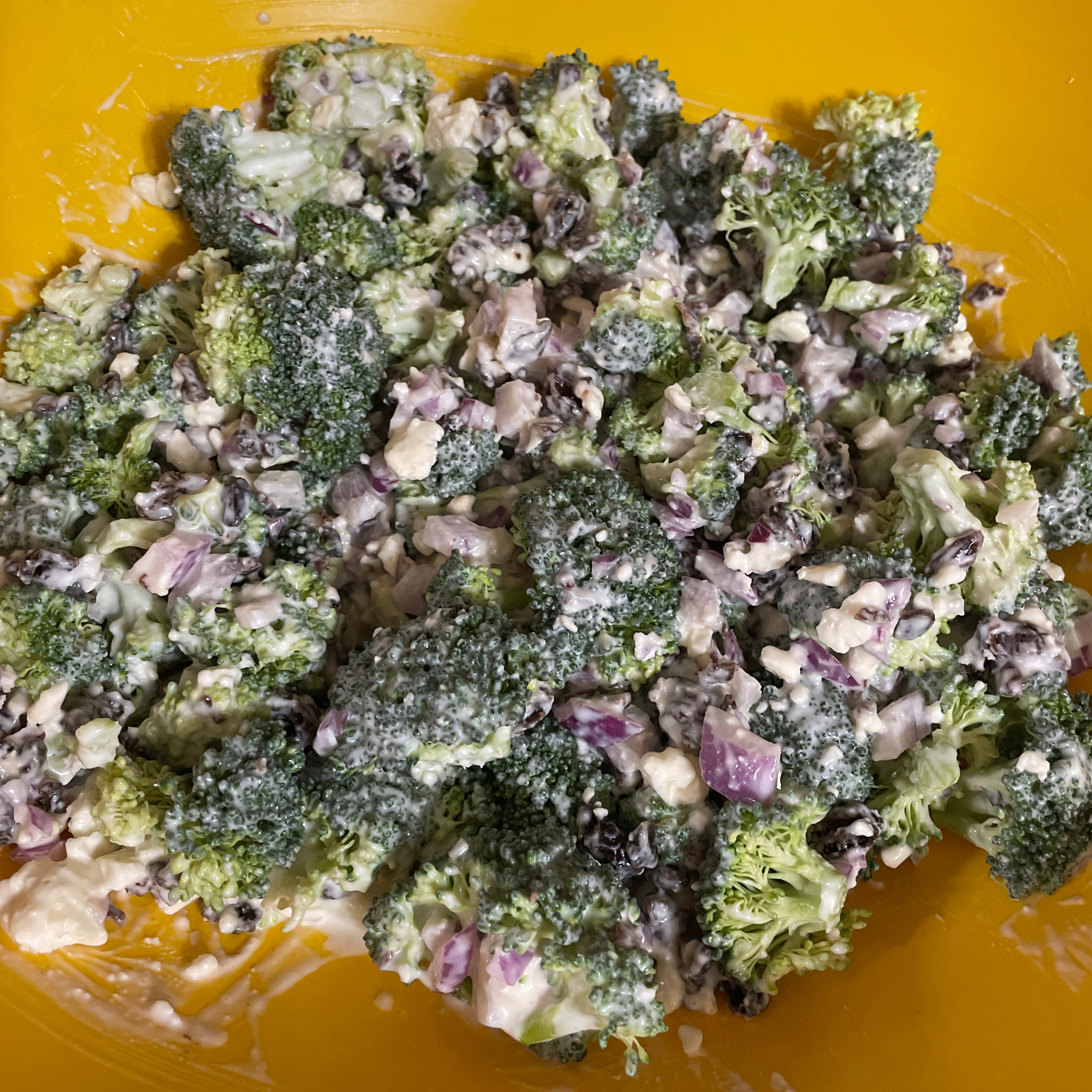 Dive into the Delicious World of Broccoli Buffet Salad!