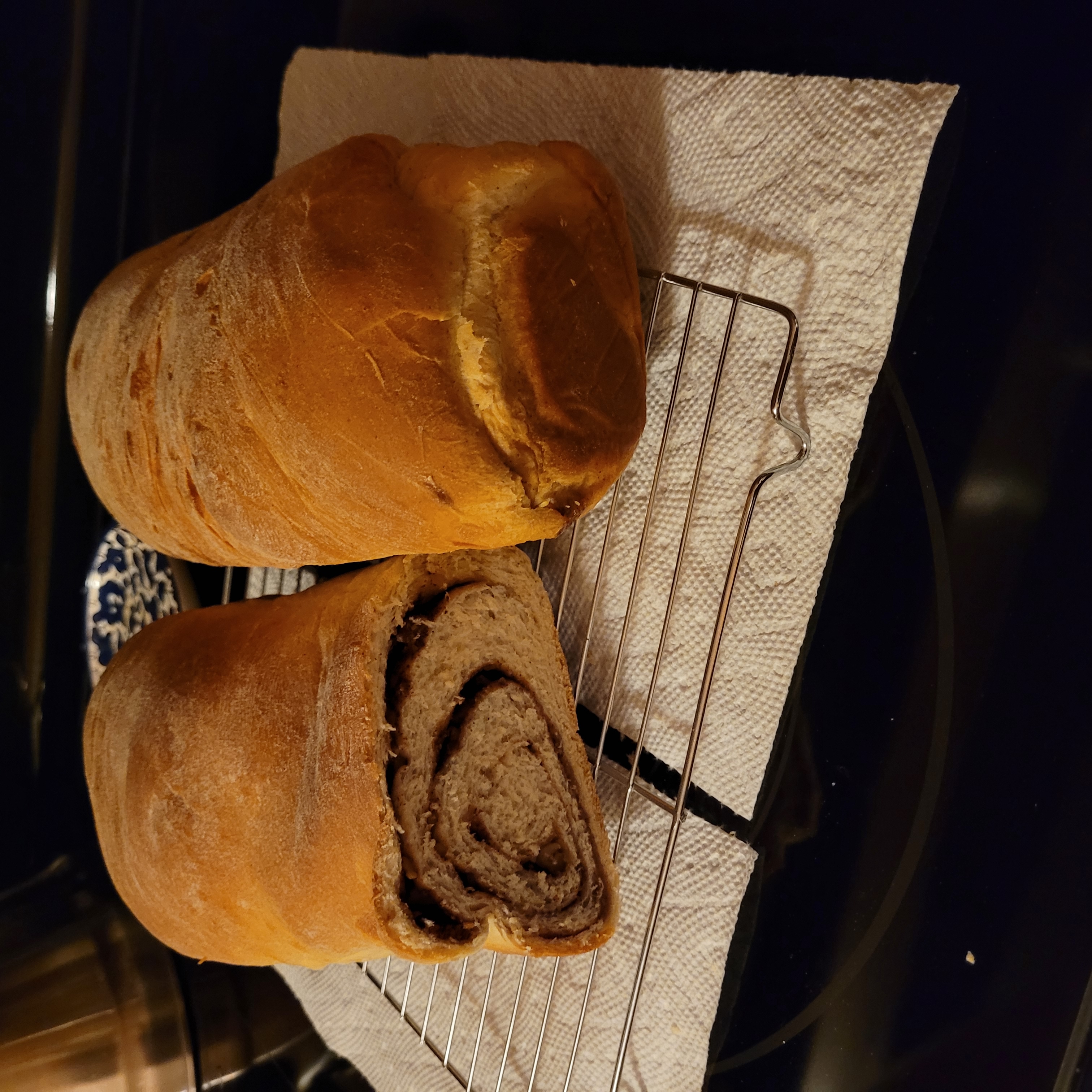 Ultimate Cinnamon Swirl Bread: Irresistible Recipe!