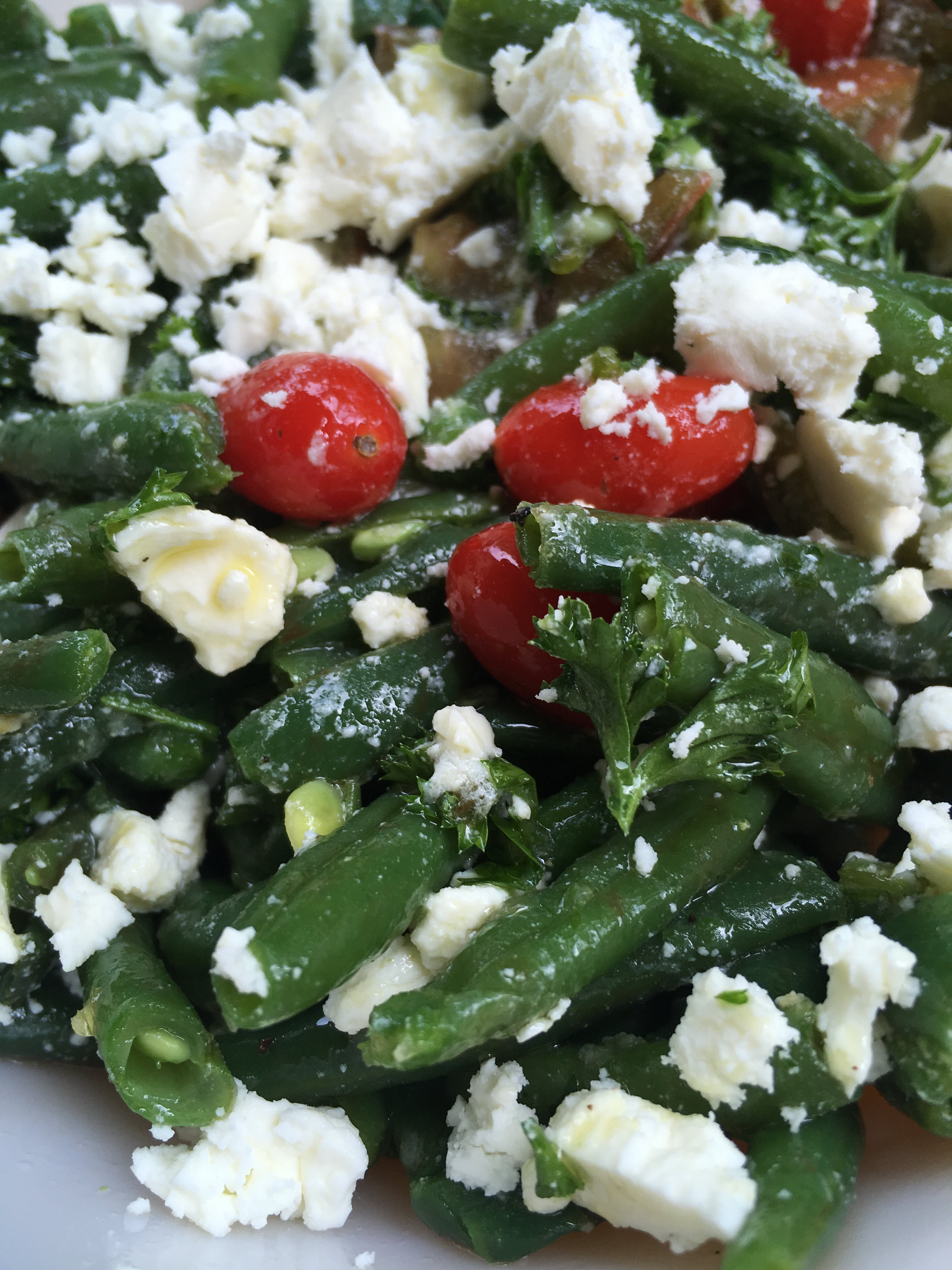 Unforgettable Greek Green Bean Salad: Feta, Tomatoes, Bliss