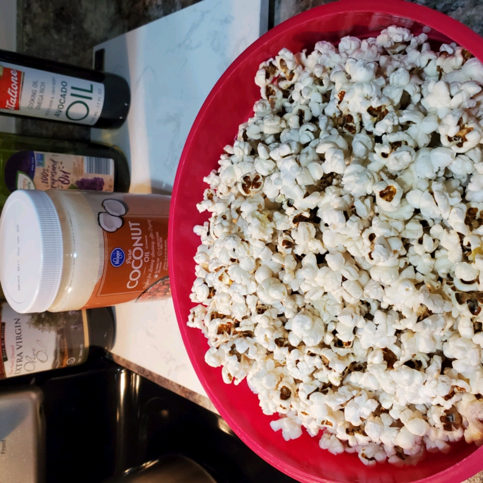 Ultimate Popcorn Recipe: Irresistible Coconut Oil Goodness