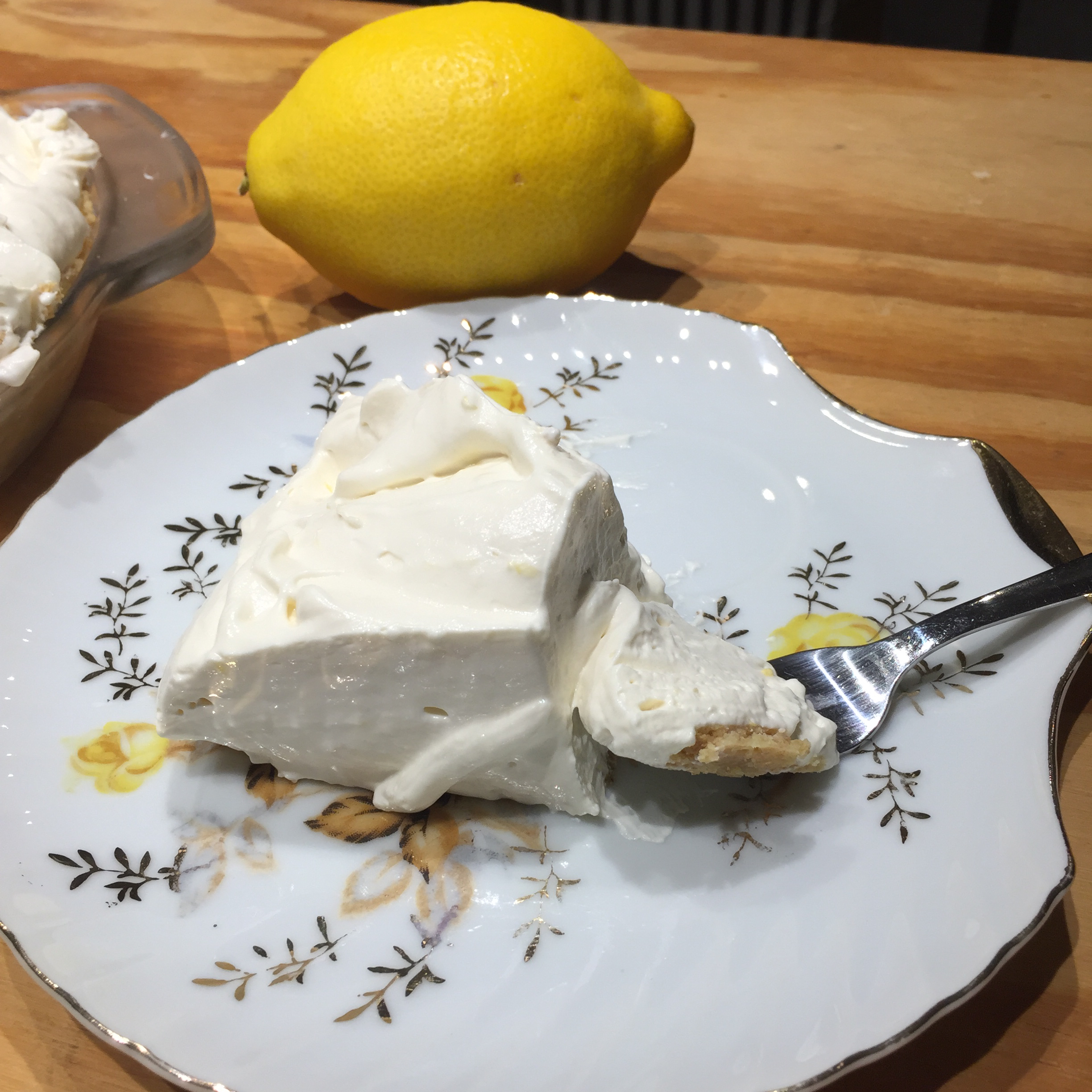 Irresistible Zesty Lemon Cream Pie