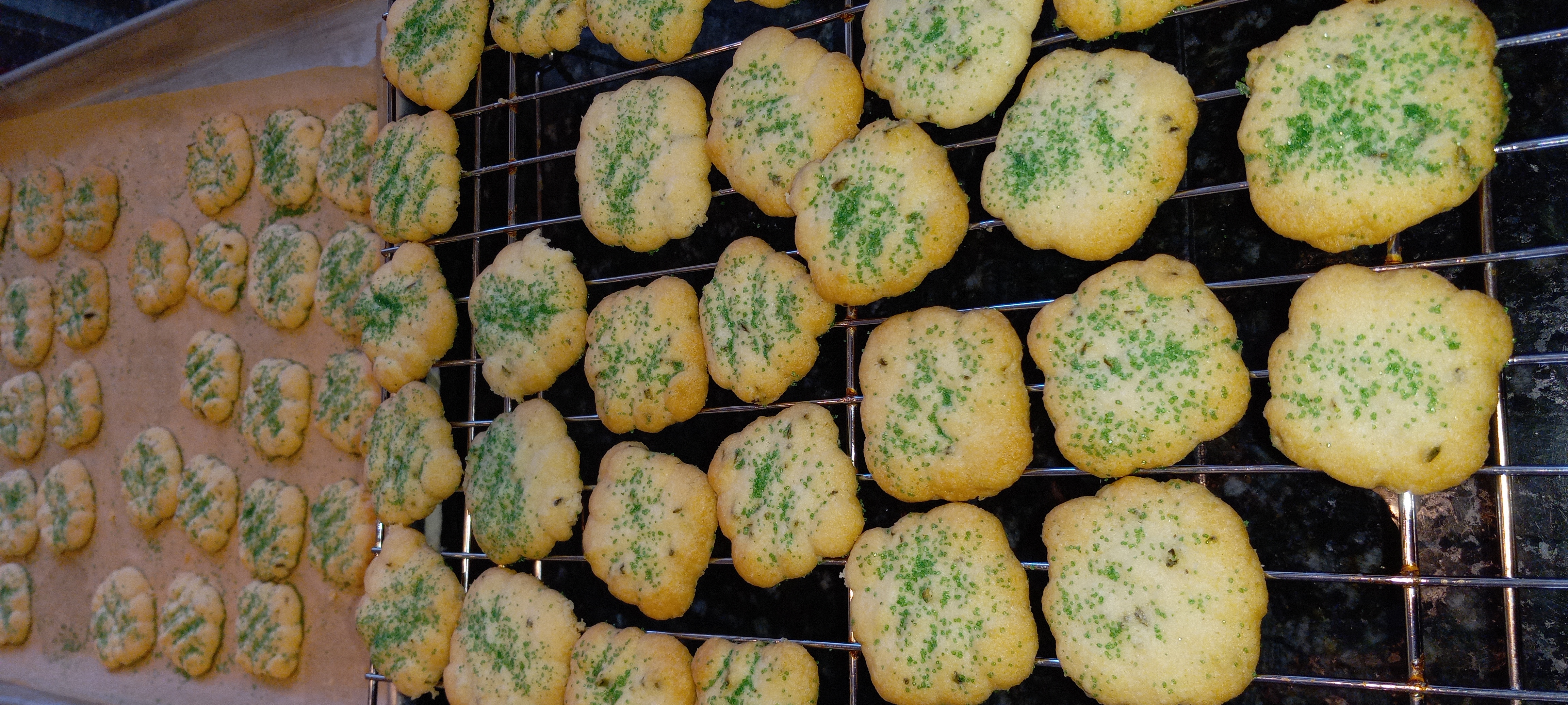 Mind-blowing Rosemary Shortbread Cookies: A Taste Sensation