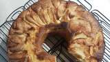 Irresistible Apple Rhubarb Cake: A French Twist